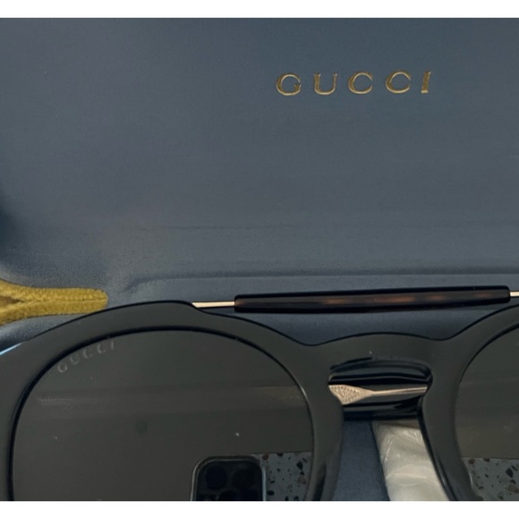 GUCCI SUNGLASSES - Picture 7 of 12